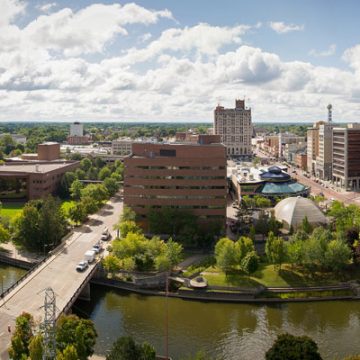 UM-Flint Holds Seminar on “Power of People and Place”