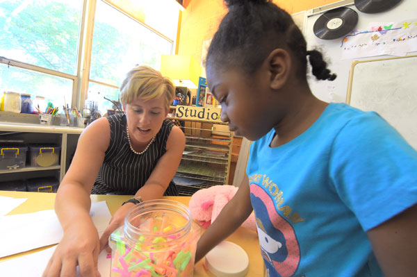 Early childhood educator Lyndsay Carey with Cummings student Journee Ruffin