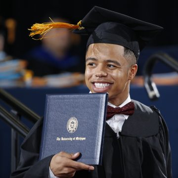 December commencement ceremony celebrates UM-Flint’s newest graduates