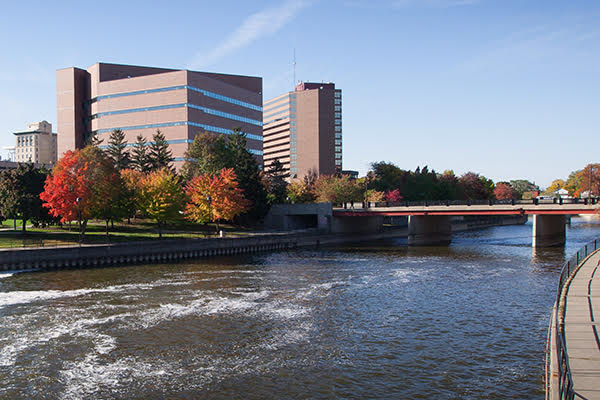 the flint river flowing through Flint, Michigan on the UM-Flint campus
