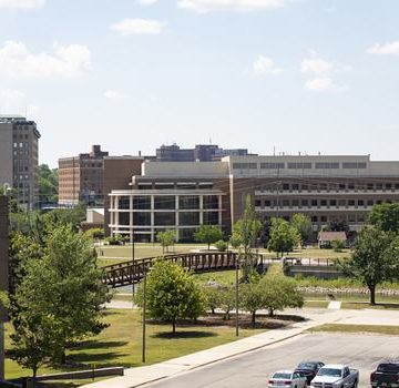 Nursing practitioner program partners with counseling services to support students