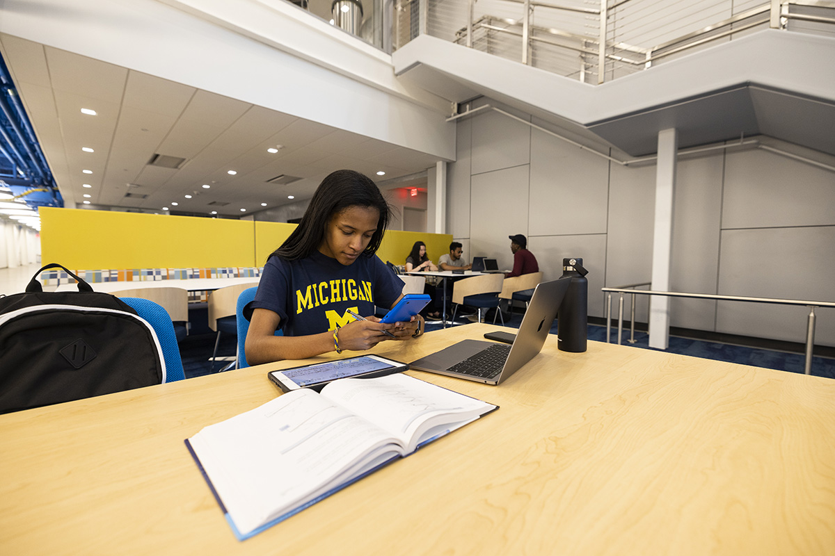 UM-Flint Student Photo Shoot On Campus On June 22, 2021. | University ...