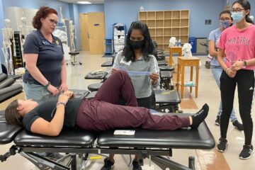 Students tour the UM-Flint physical therapy lab