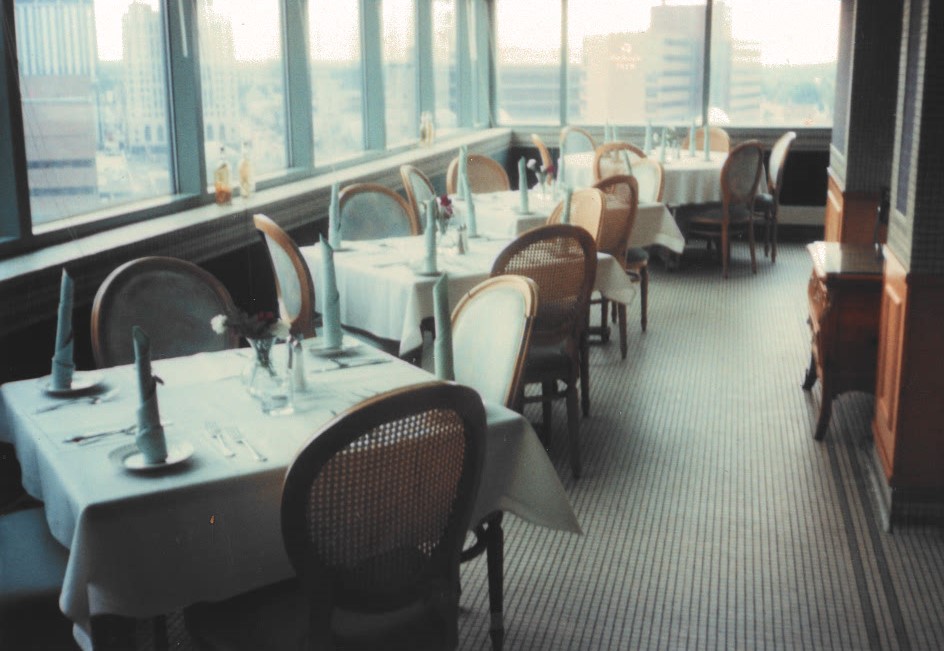 Top of the Park restaurant operates on the12th floor and is later renamed the City Lights restaurant. 
