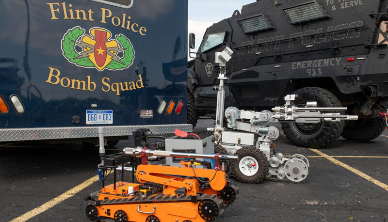 Bomb disposal robots