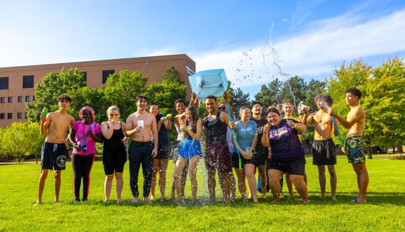 A group shot of Splash participants posing for the camera.